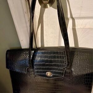 Elegant Black Crocodile-Embossed Women's laptop Bag